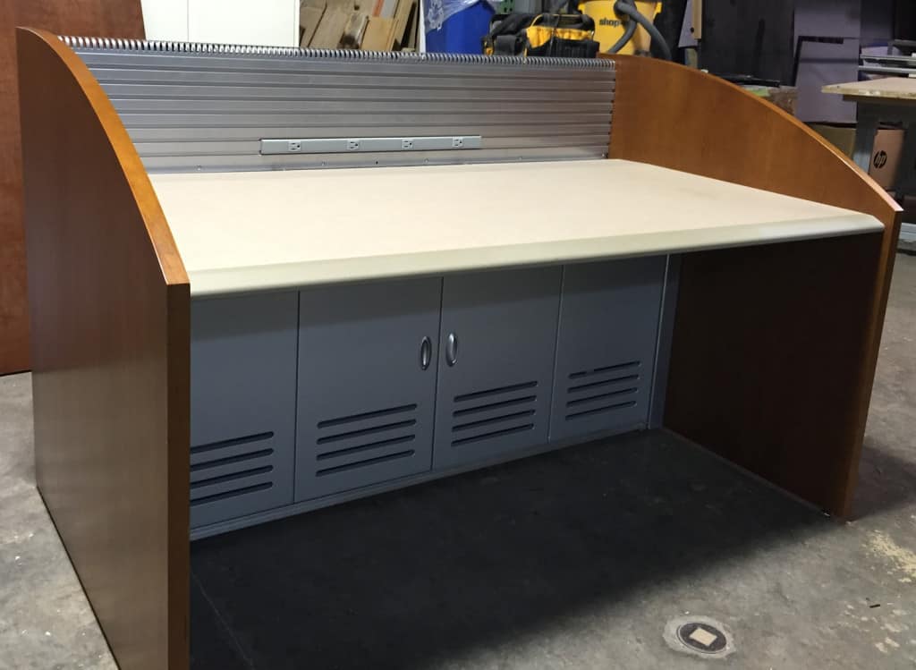 Woodtronics Trading Desks Saraval Industries