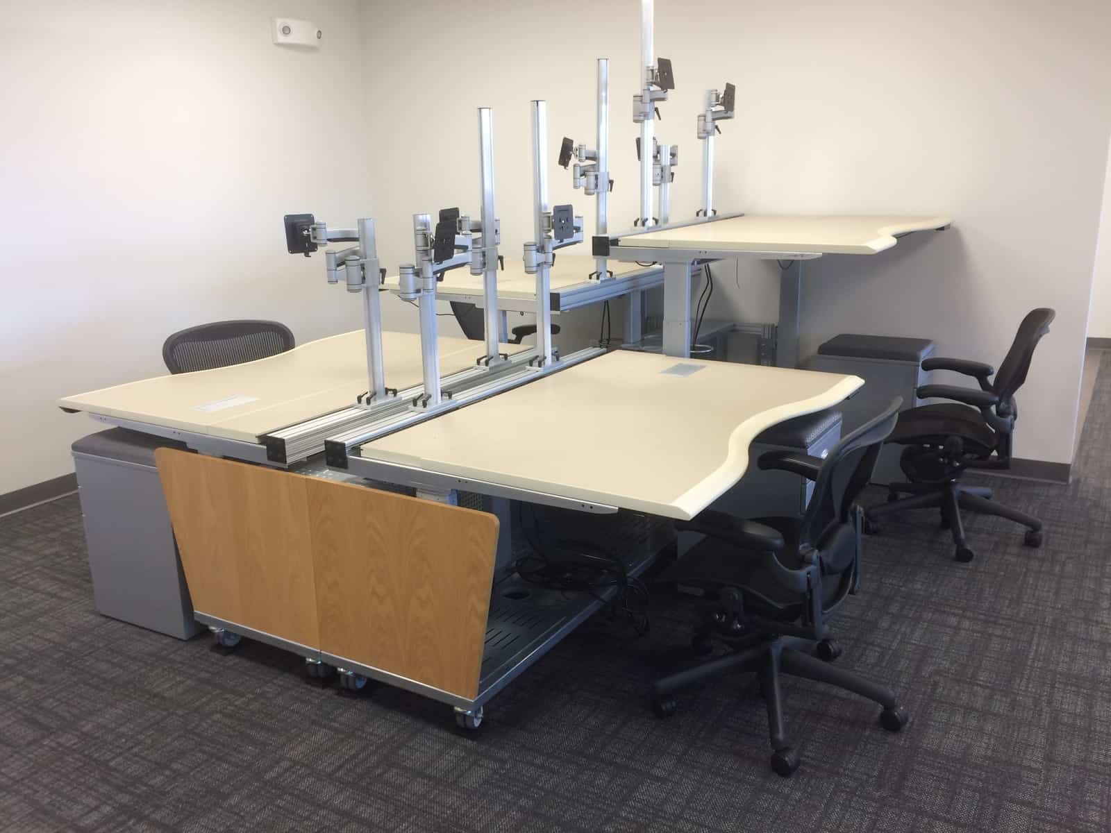 Used Woodtronics Sit Stand Trading Desks From One Liberty Saraval