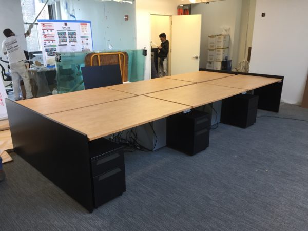 Stonepoint - Electronically Adjustable Sit / Stand Technical Benches