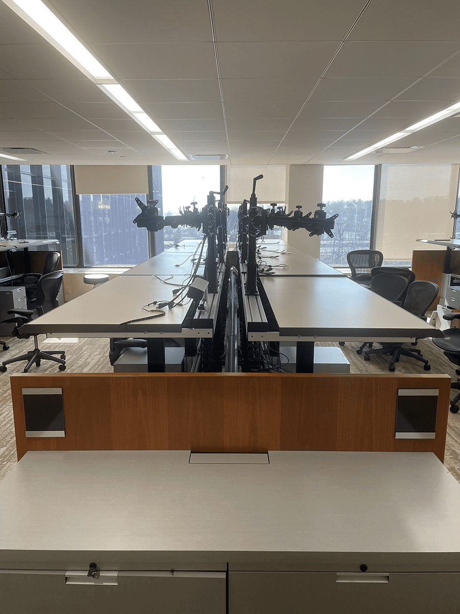 sit/ stand trading desks