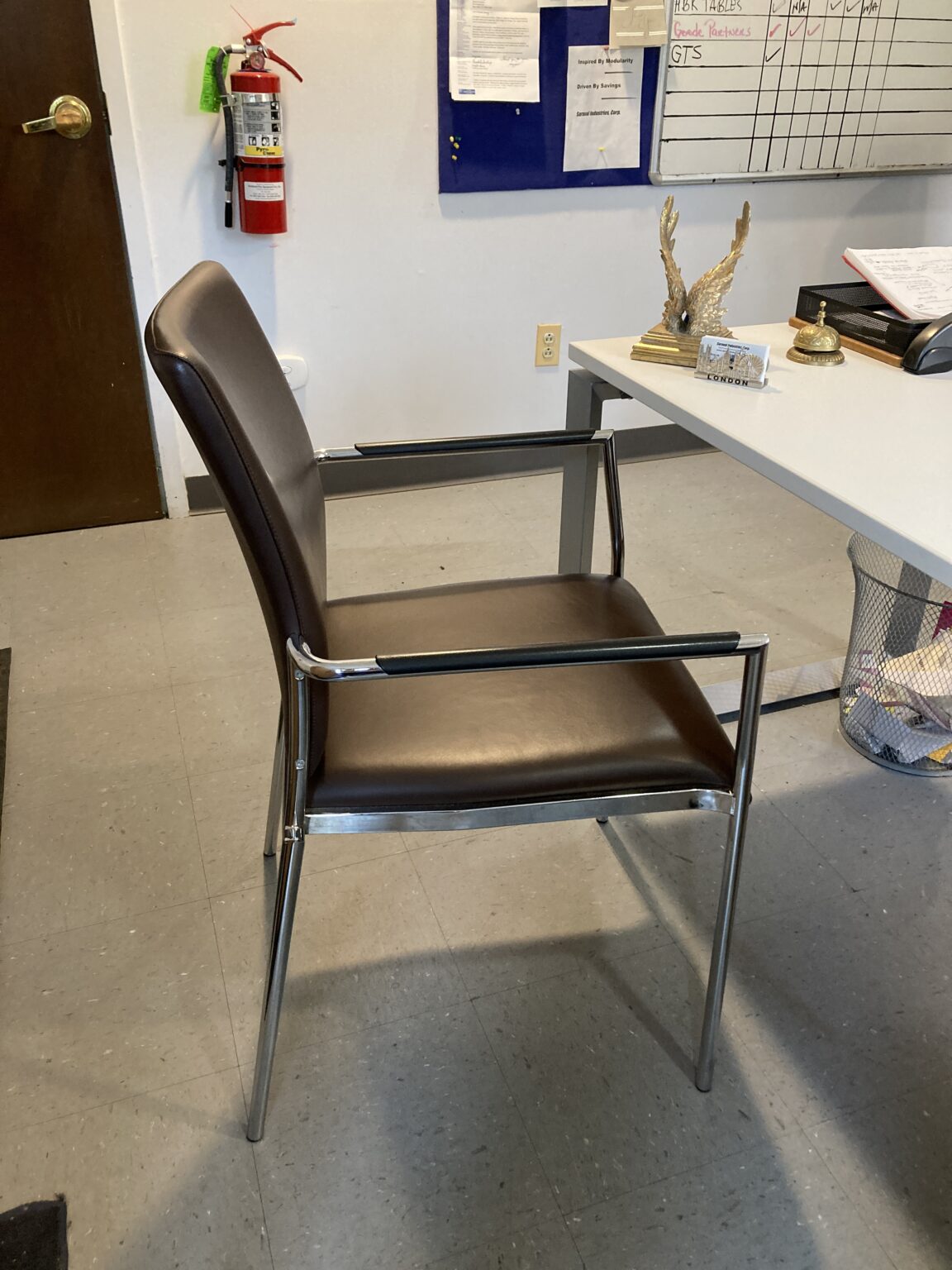 Used Office Chairs NYC, CT, NJ, PA & More Saraval Industries