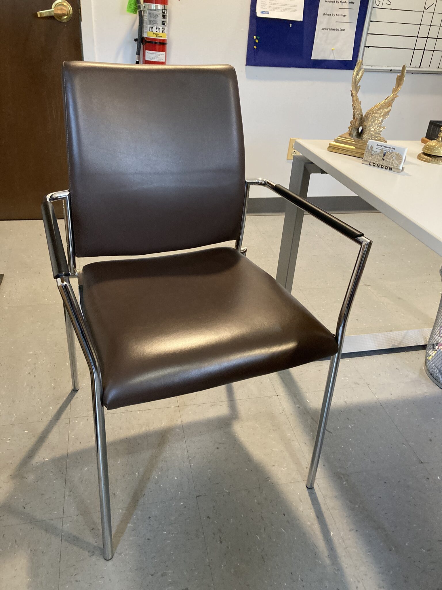 Used Office Chairs NYC, CT, NJ, PA & More Saraval Industries