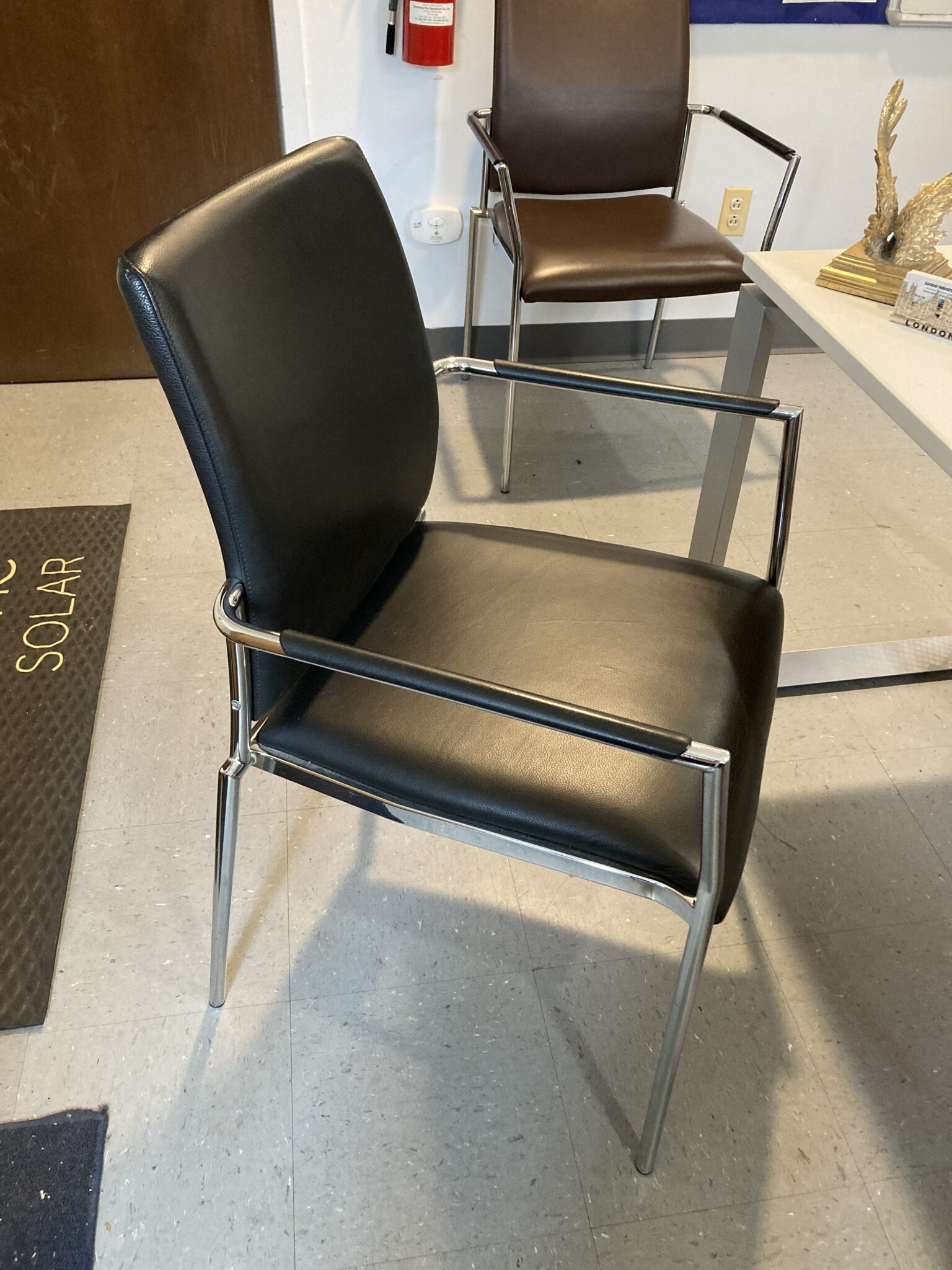 Used Office Chairs NYC, CT, NJ, PA & More Saraval Industries