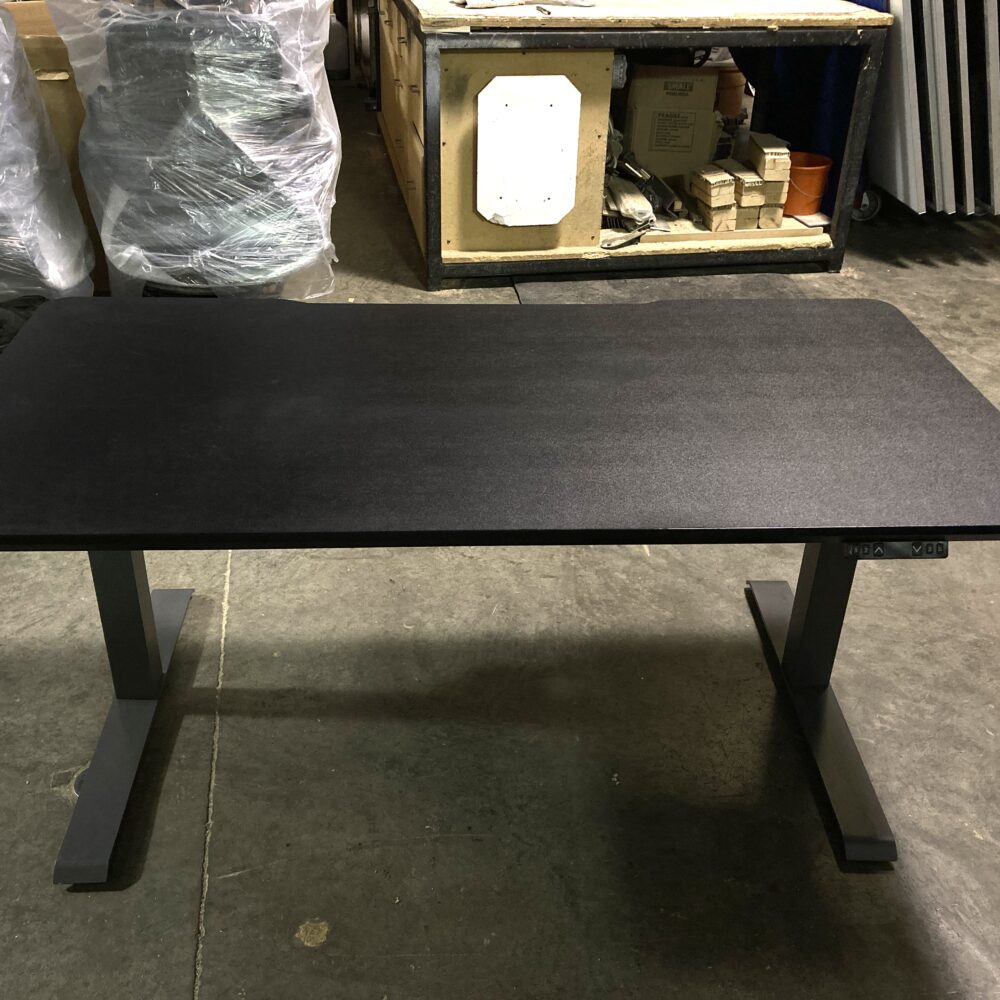 Used Sit/Stand Desks Saraval