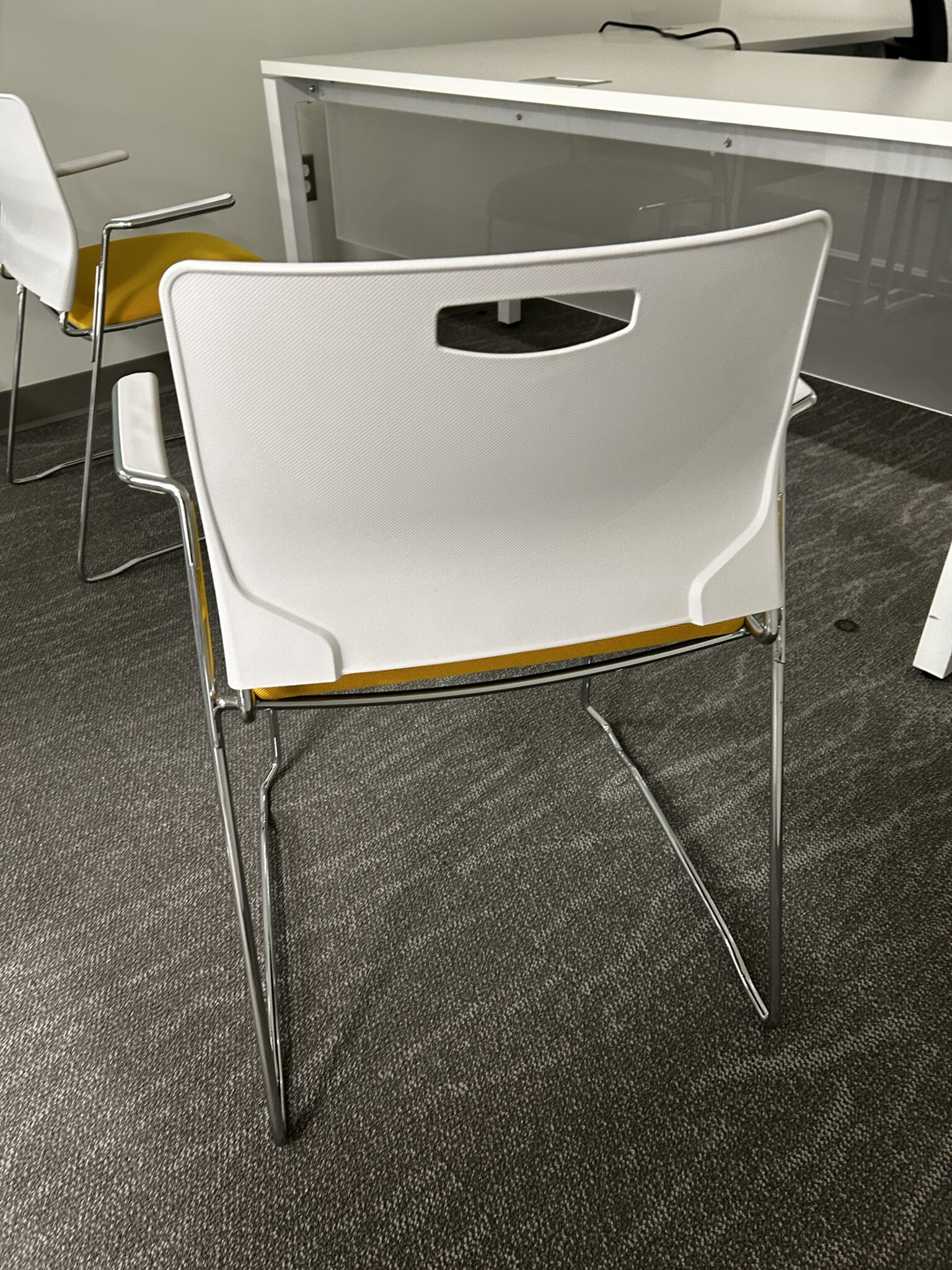 Used Office Chairs NYC, CT, NJ, PA & More Saraval Industries