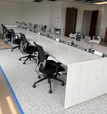 Hutchin Hill – SBFI Trading Desks w/ Monitor Mounting Rail